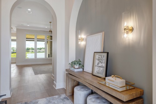 301 Abercrombie Way Image