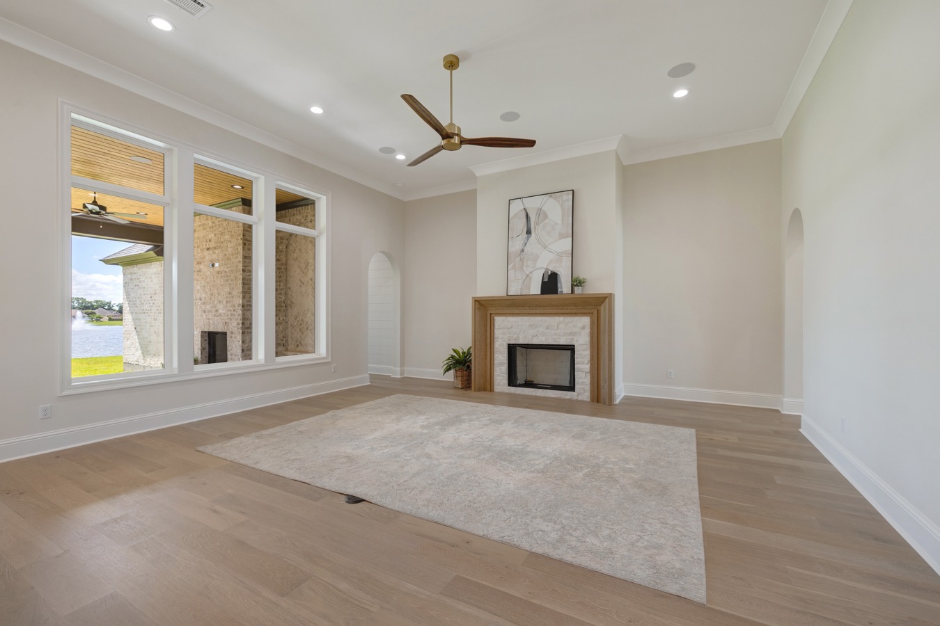 301 Abercrombie Way photo 4