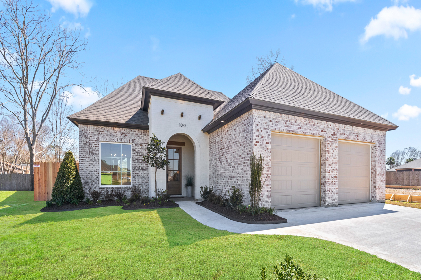 100 Sanctuary photo 1